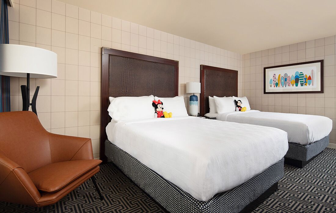 Kick Back and Relax in Style and Comfort: Hotel Lulu Anaheim